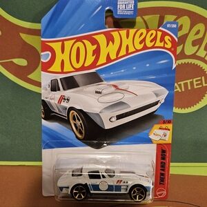 HotWheels Corvette Grand Sport White and Blue